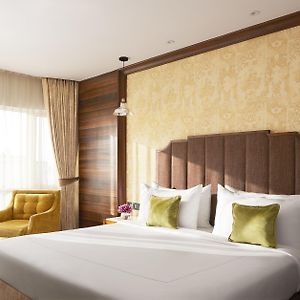 SeleQtions Suite Sea View King Bed